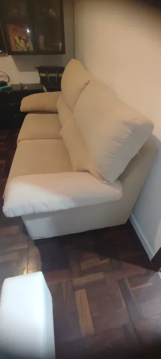 Sofá de 3 plazas en tela beige