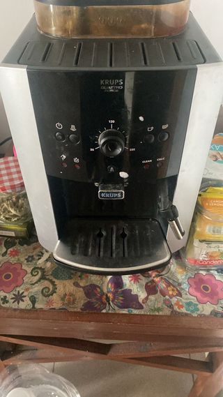 Cafetera Krups Quattro Force Negra