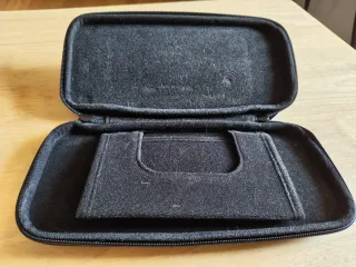 Nintendo Switch Azul y Roja.