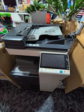 Konica Minolta Impresora A3/A4 Doble Bandeja