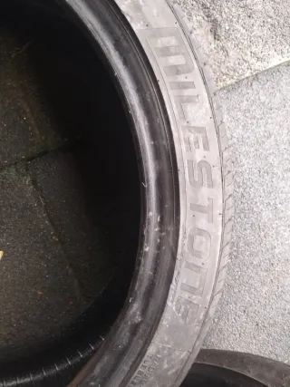 Neumáticos 225/40 R18