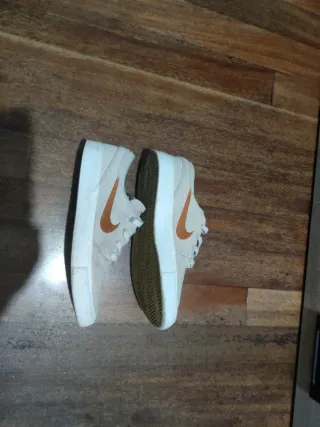 Zapatillas Nike Stefan Janoski Beige