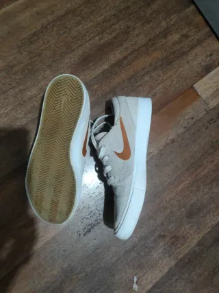 Zapatillas Nike Stefan Janoski Beige