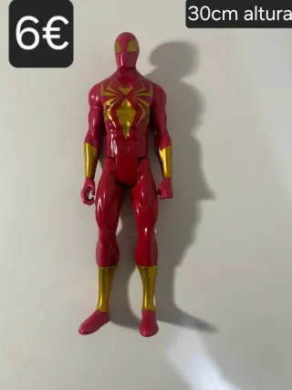 Figura Marvel 30cm Roja y Dorada