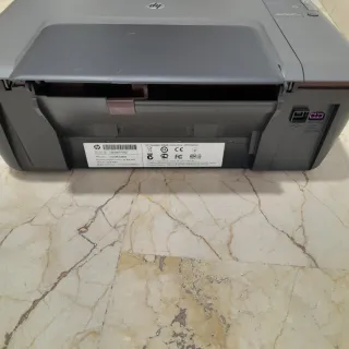 Impresora Escáner HP Deskjet 1050A