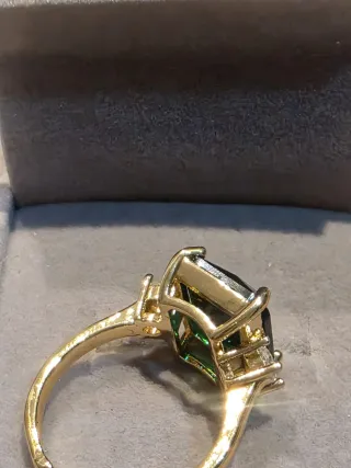 Anillo Oro Chapado Esmeralda y Diamantes