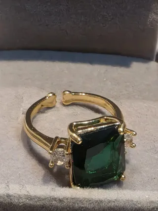 Anillo Oro Chapado Esmeralda y Diamantes