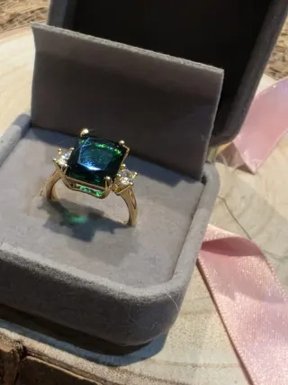 Anillo Oro Chapado Esmeralda y Diamantes