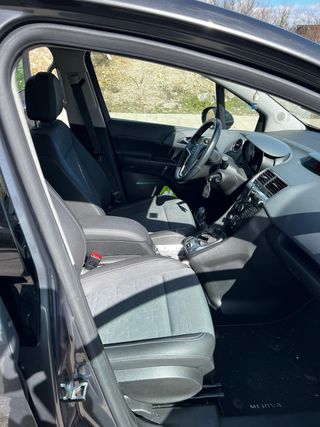 Opel Meriva 2010
