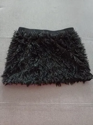 Falda fiesta peluda negra