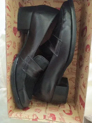 Zapatos Wonders negro