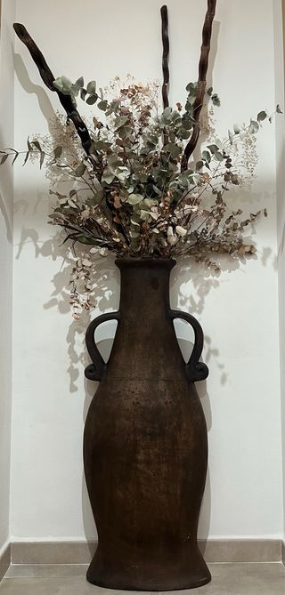 Tinaja Jarrón Cerámica con Raíces Madera