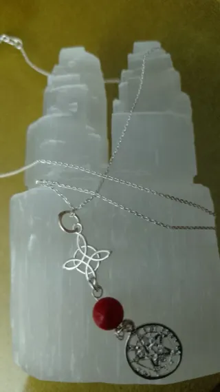 Colgante Plata Nudo Celta y Tetragrámaton