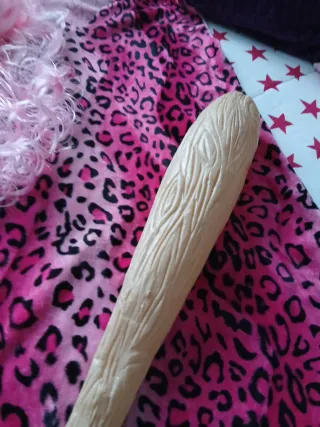 Disfraz cavernicola fashion.