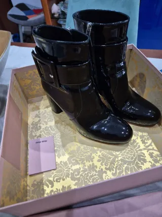 Stivaletti Miu Miu n.39 vernice neri