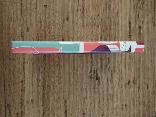 Diario con disegno di bottiglie e bicchieri