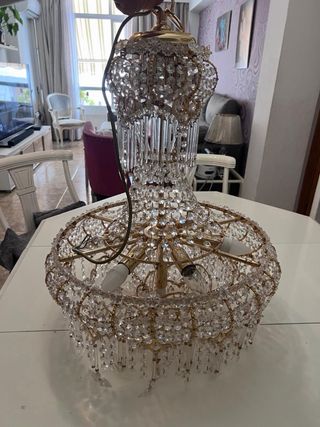 Lámpara de cristal dorada colgante