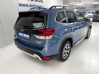 Subaru Forester 2.0i Hybrid CVT Executive Plus