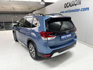 Subaru Forester 2.0i Hybrid CVT Executive Plus