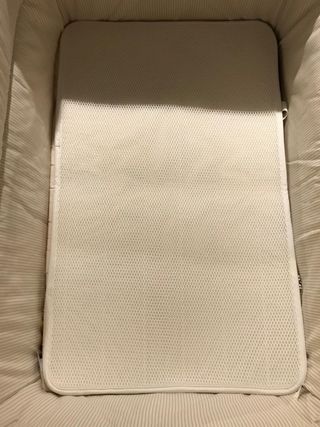 Minicuna moisés madera con ruedas