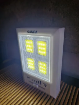 Luz LED Sanda
