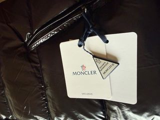 Moncler Maya chaqueta con Capucha Negro