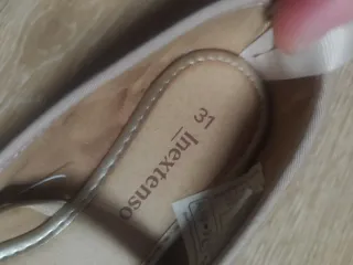 Manoletinas doradas infantiles N° 31.