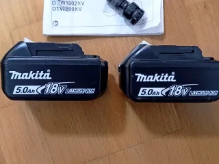Atornillador de impacto inalámbrico MAKITA 18V