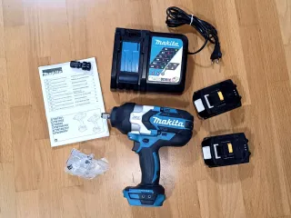 Atornillador de impacto inalámbrico MAKITA 18V