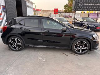 Mercedes-Benz GLA 2015