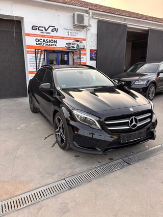 Mercedes-Benz GLA 2015