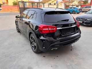 Mercedes-Benz GLA 2015
