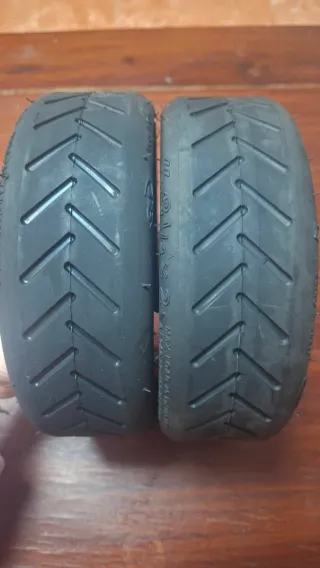 2 Ruedas y 1 Cubierta Patinete Eléctrico Xiaomi