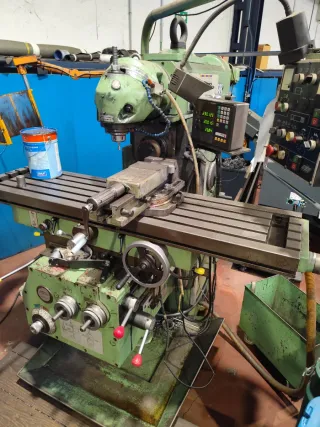 Fresadora Convencional Lagun FCM-1600