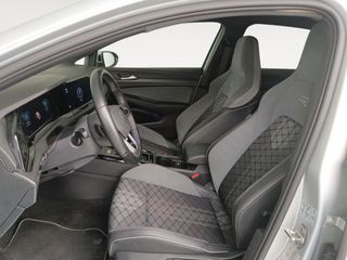 Volkswagen Golf R-Line eTSI