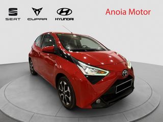 TOYOTA AYGO X-PLAY 72CV 2020
