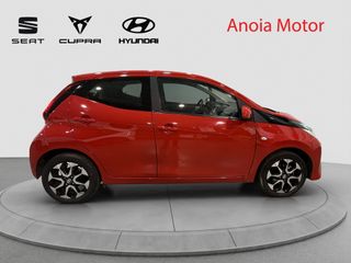 TOYOTA AYGO X-PLAY 72CV 2020