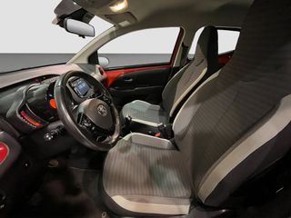 TOYOTA AYGO X-PLAY 72CV 2020
