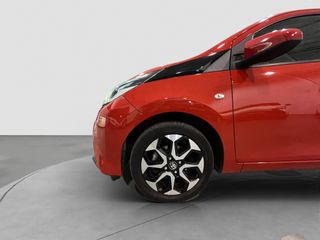 TOYOTA AYGO X-PLAY 72CV 2020