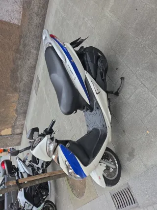 Sym VS 125 Scooter Automática Año 2009