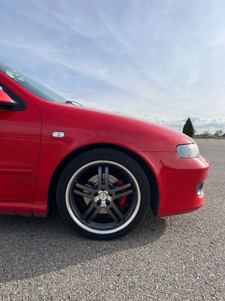 SEAT León 1.9 TDI FR 150 CV