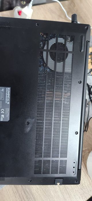 *OPORTUNIDAD* i7 32GB RAM 2TB SSD Portátil