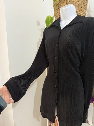 Sobrecamisa -camisa -blusa larga negra