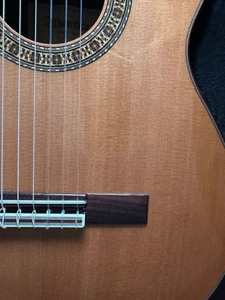 Guitarra Alhambra 6P con previo