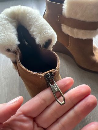 Botines UGG Marrones con Forro de Pelo