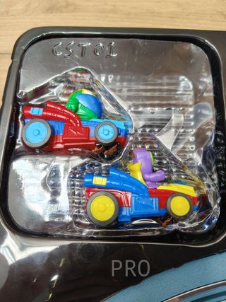 Circuito de slot a escala 1/50 con dos vehículos - Ninco