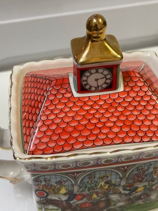 Tetera inglesa A Day at the Races