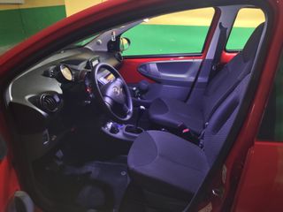 Toyota Aygo 2011 CONNET