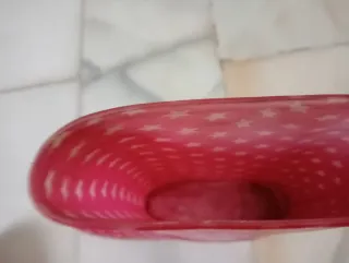 Botas de agua infantiles talla 34-35 y otra 31-32