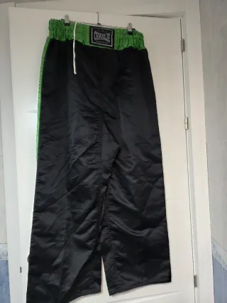 Lote Kick Boxing/Boxeo: Guantes y Protecciones